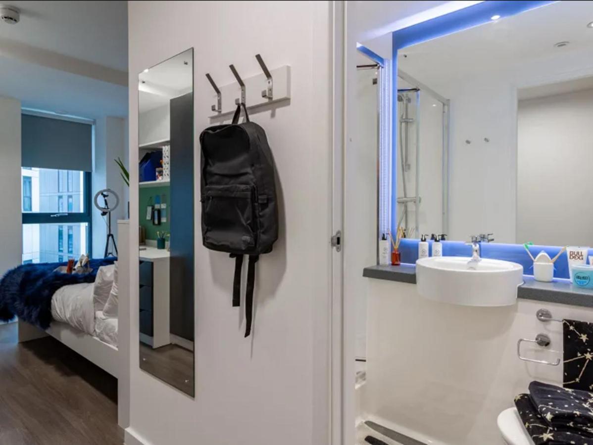 Modern Rooms In Wembley, Sk Лондон Екстериор снимка