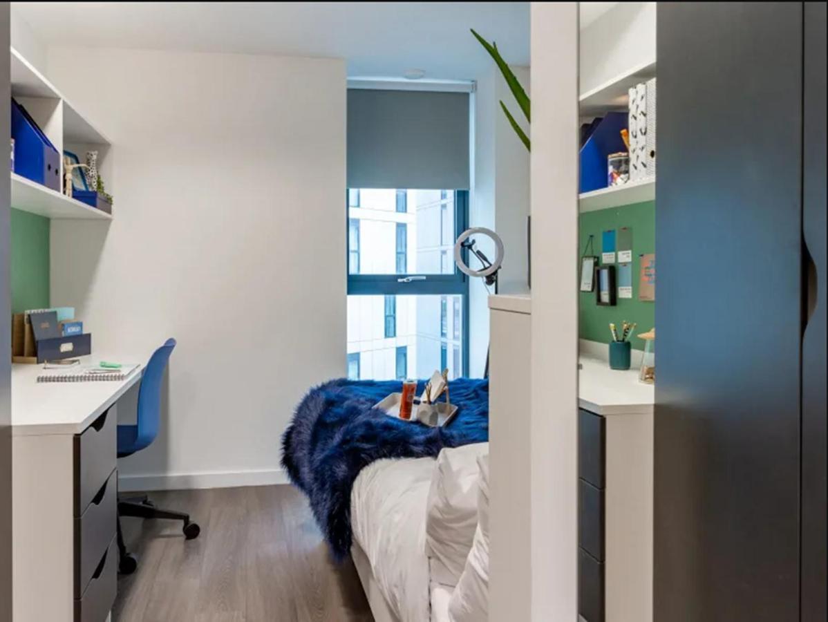 Modern Rooms In Wembley, Sk Лондон Екстериор снимка